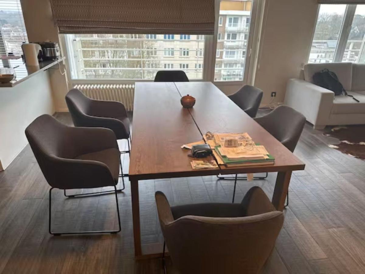 Clam，Grand Apartment In Uccle Brussels Exterior photo